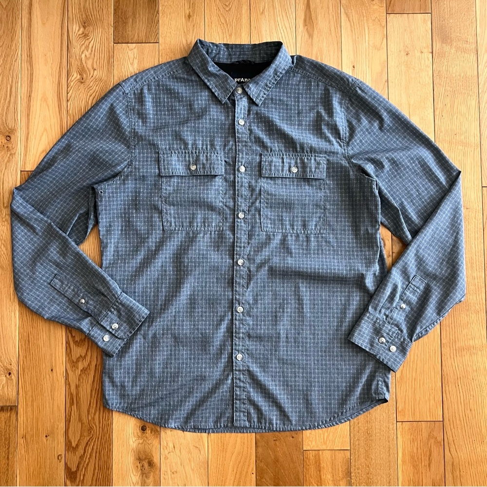 Prana Men’s Blue Plaid Vented Button Up Long Sleeve Outdoor Hiking Size Medium